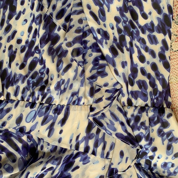 BCBG Maxazria blue and white silk party dress - Picture 5 of 10